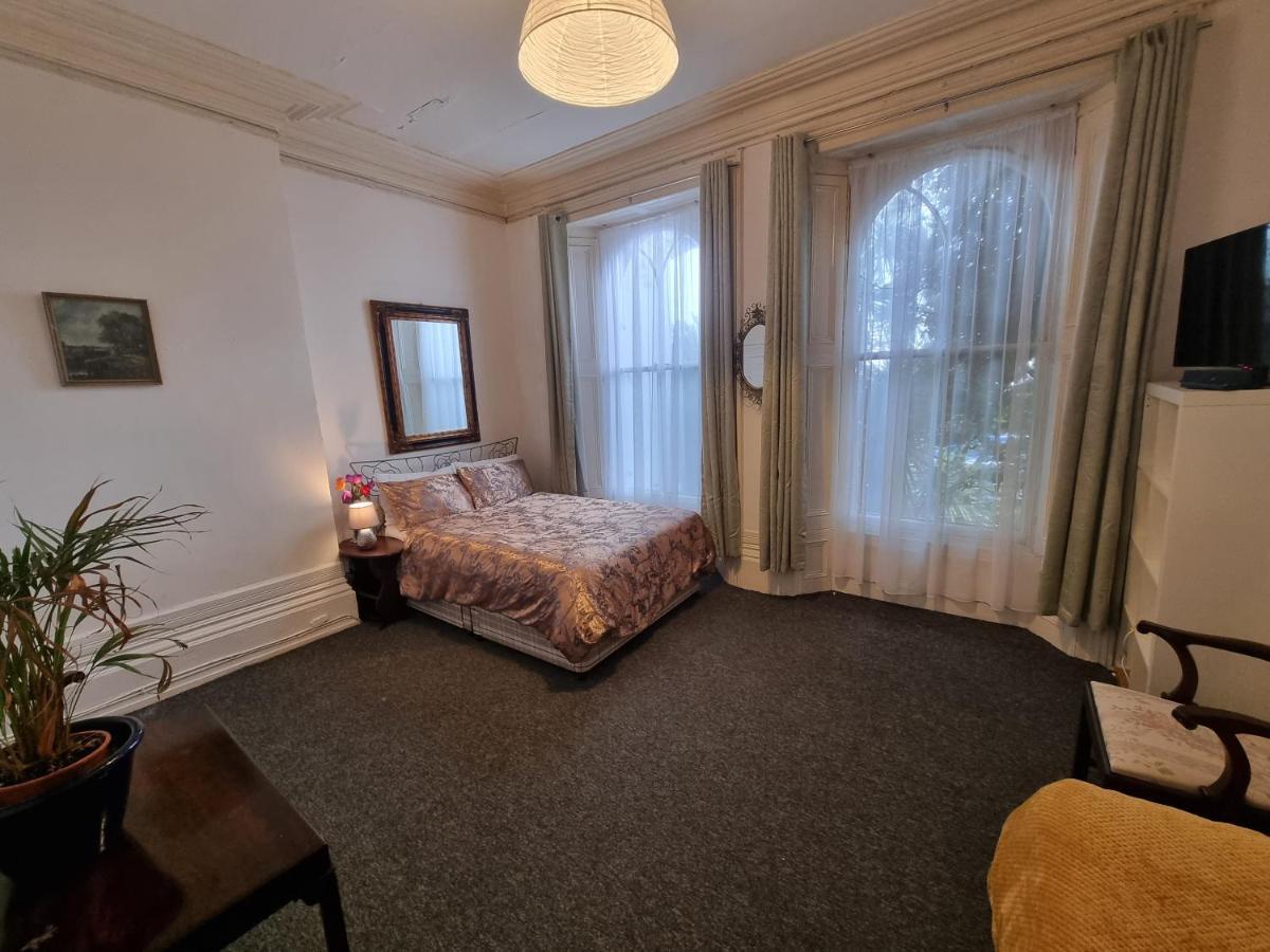 Large Flat Next To Port, Cliffs, Beach With Parking Dover Exterior foto